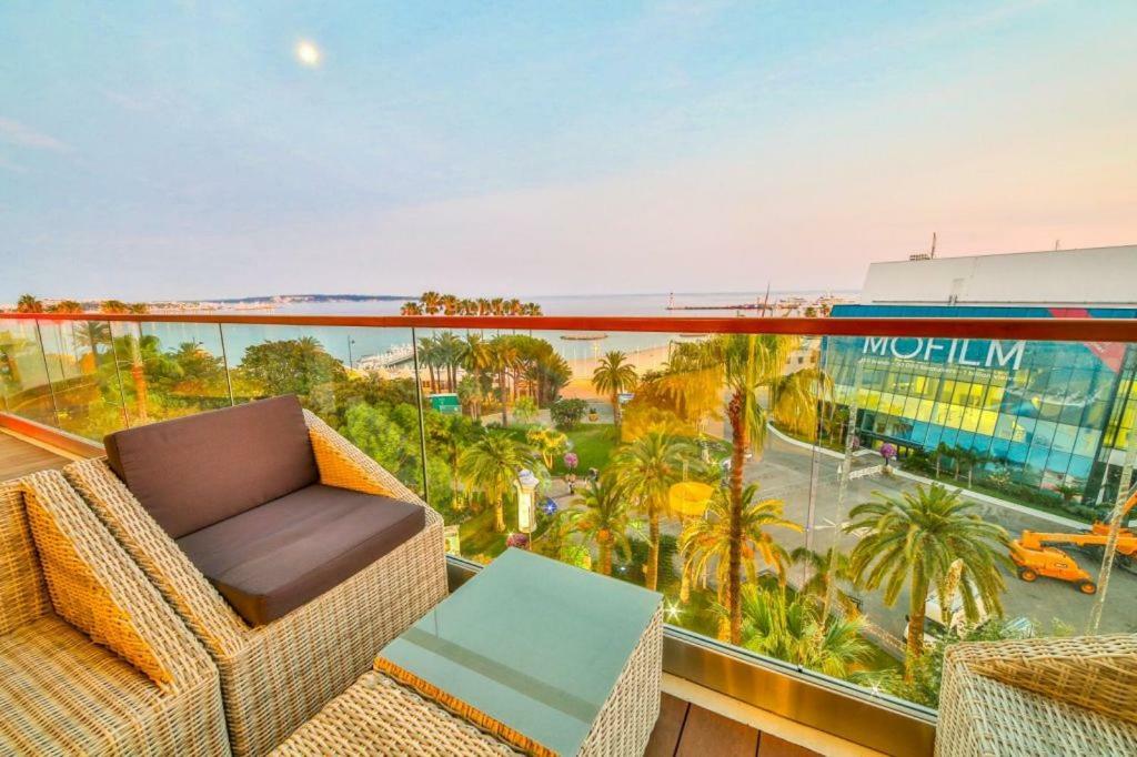 7 Croisette Apartamento Cannes Exterior foto