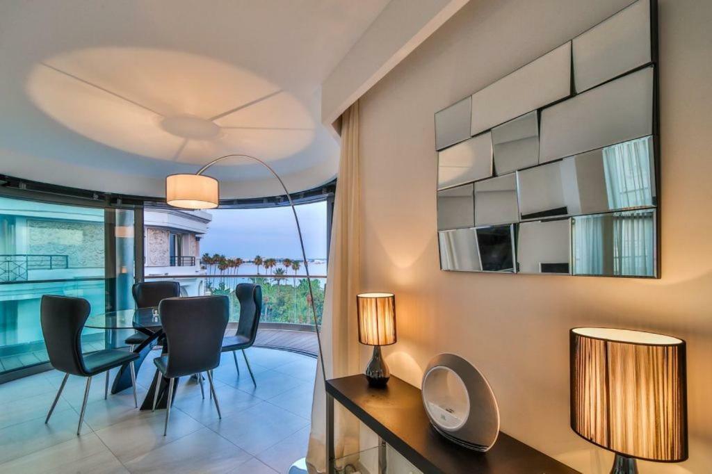 7 Croisette Apartamento Cannes Exterior foto