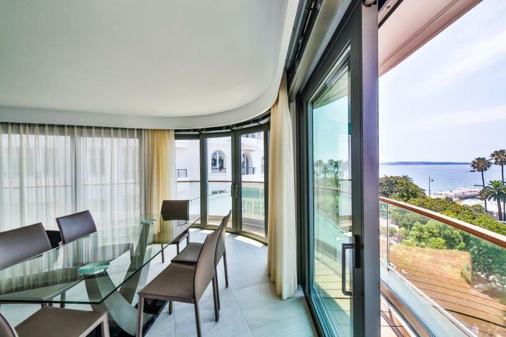 7 Croisette Apartamento Cannes Exterior foto